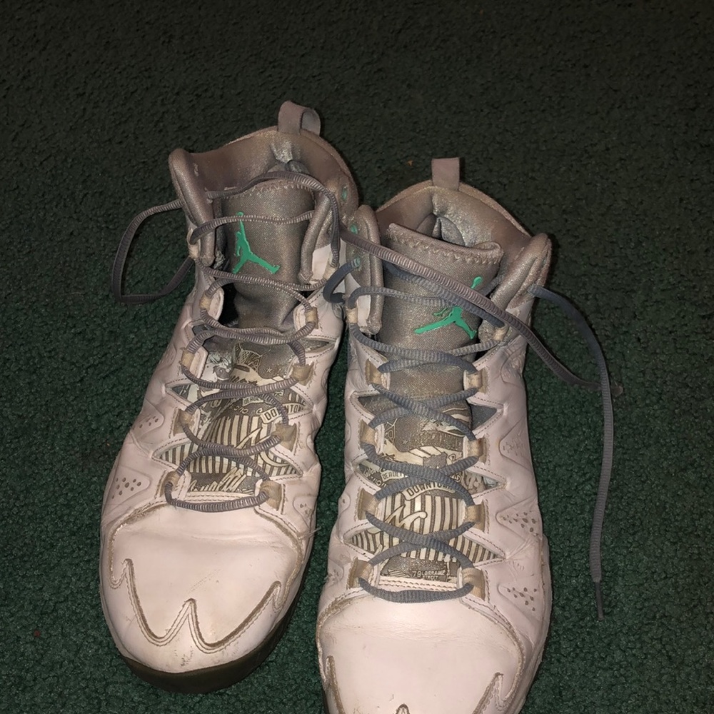 Air Jordan melo m10